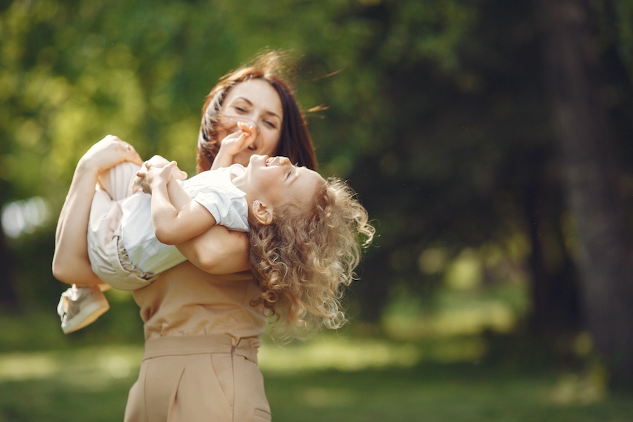 2026 Salary Guide: What UHNW Households Really Pay